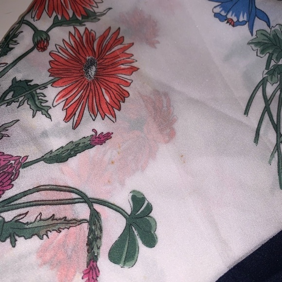 Jim Renoir Floral Sheer Contemporary 100% Polyester Made In Italy Scarf - Picture 5 of 7
